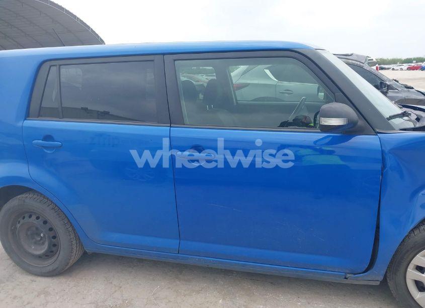 Photo 14 of 2015 Scion Xb N/A (VIN JTLZE4FE3FJ076080)