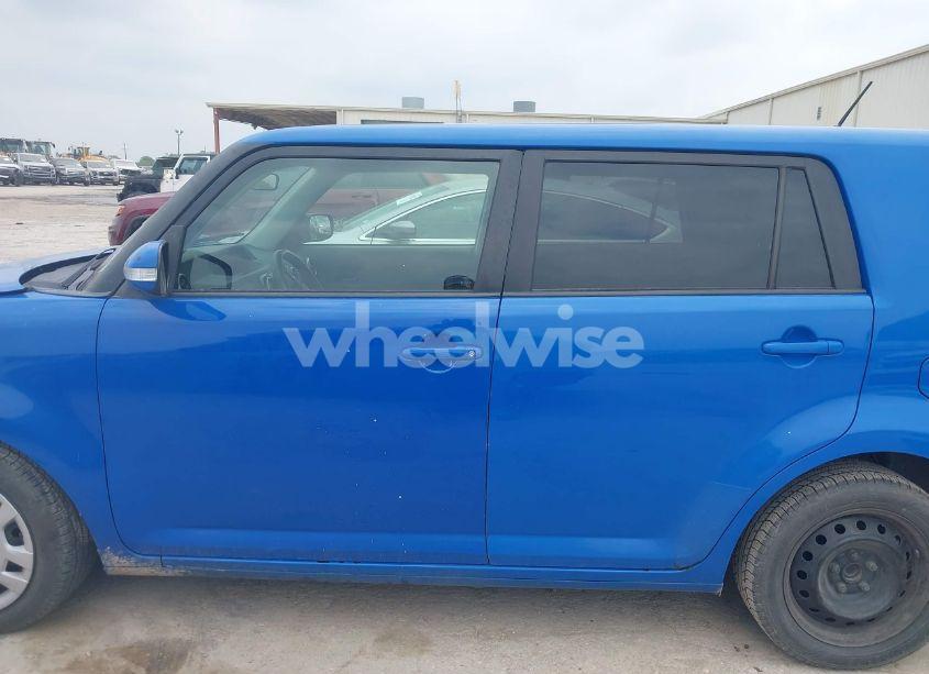 Photo 15 of 2015 Scion Xb N/A (VIN JTLZE4FE3FJ076080)