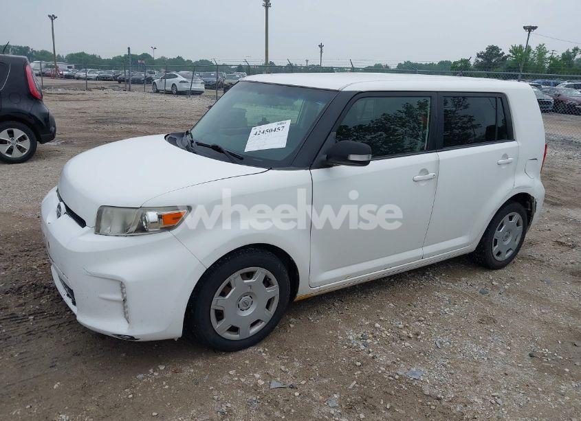 Photo 2 of 2013 Scion Xb N/A (VIN JTLZE4FE5DJ030666)