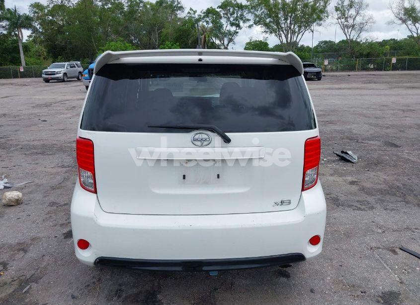 Photo 16 of 2015 Scion Xb N/A (VIN JTLZE4FE7FJ077927)