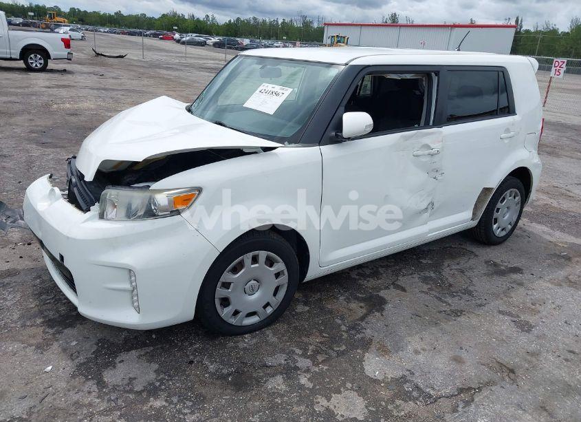 Photo 2 of 2015 Scion Xb N/A (VIN JTLZE4FE7FJ077927)