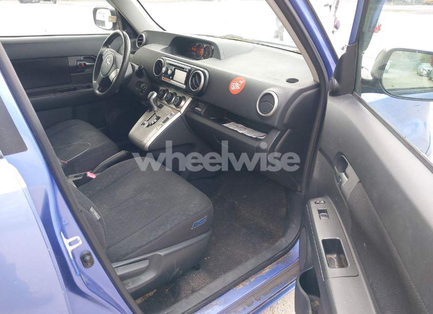 Photo 5 of 2010 Scion Xb RELEASE SERIES 7.0 (VIN JTLZE4FE8A1111026)