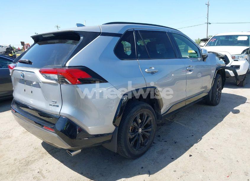 Photo 4 of 2022 Toyota Rav4 HYBRID SE (VIN JTM16RFV7ND062263)