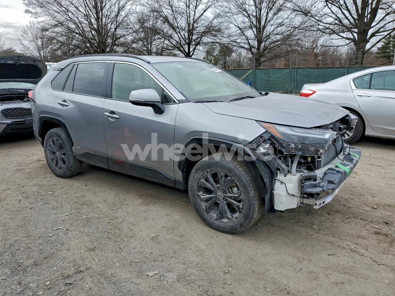 Photo 4 of 2023 TOYOTA RAV4 SE (VIN JTM16RFV9PD102944)