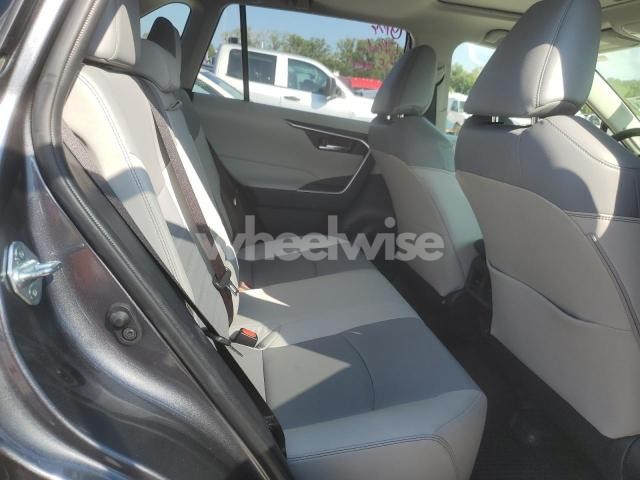 Photo 12 of 2020 TOYOTA RAV4 XLE PREMIUM (VIN JTMA1RFV2LD051473)