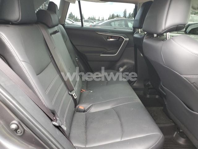 Photo 7 of 2025 TOYOTA RAV4 XLE PREMIUM (VIN JTMA1RFV2SJ043728)