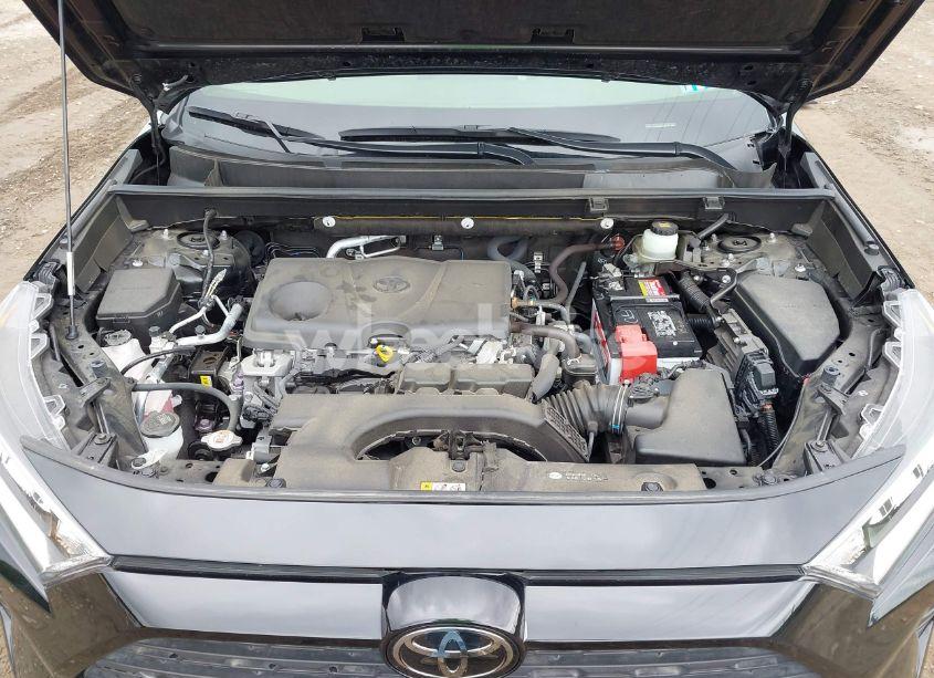 Photo 10 of 2021 Toyota Rav4 XLE PREMIUM (VIN JTMA1RFV8MD069137)