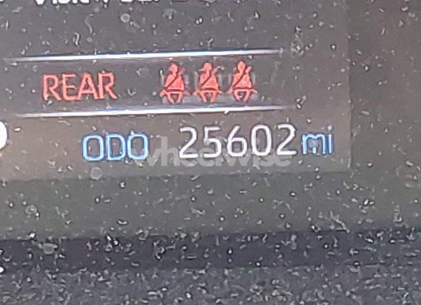 Photo 16 of 2021 Toyota Rav4 XLE PREMIUM (VIN JTMA1RFV8MD069137)