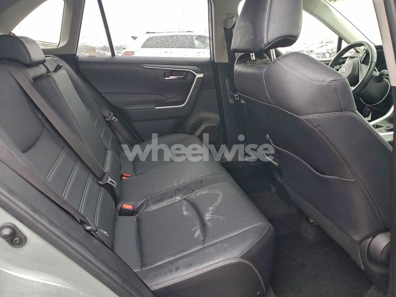 Photo 11 of 2022 TOYOTA RAV4 XLE PREMIUM (VIN JTMA1RFV8ND086246)