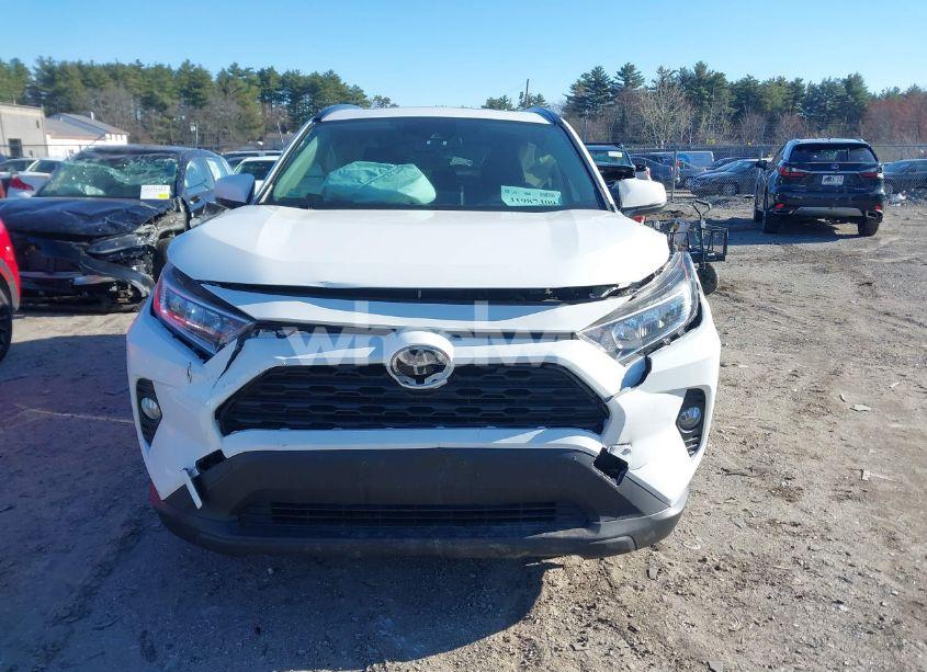 Photo 12 of 2019 Toyota Rav4 XLE PREMIUM (VIN JTMA1RFV9KJ007728)