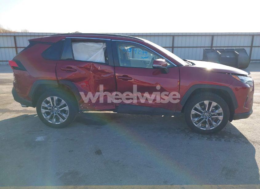 Photo 13 of 2024 Toyota Rav4 XLE PREMIUM (VIN JTMA1RFV9RD109751)