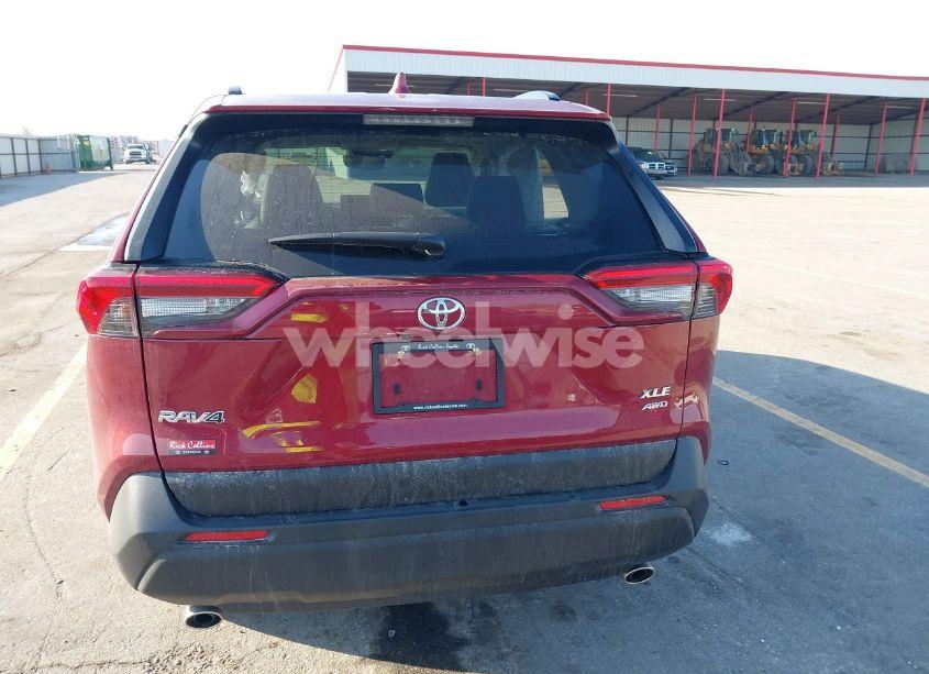 Photo 16 of 2024 Toyota Rav4 XLE PREMIUM (VIN JTMA1RFV9RD109751)