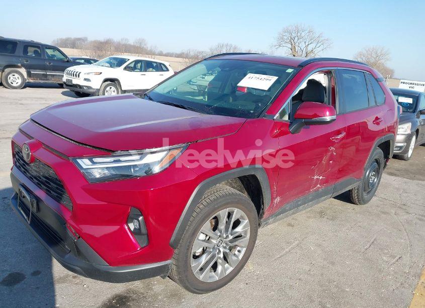 Photo 2 of 2024 Toyota Rav4 XLE PREMIUM (VIN JTMA1RFV9RD109751)