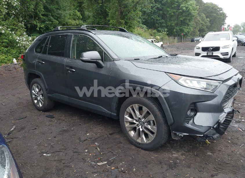 Photo 13 of 2019 Toyota Rav4 XLE PREMIUM (VIN JTMA1RFVXKD515799)