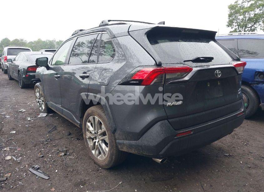 Photo 3 of 2019 Toyota Rav4 XLE PREMIUM (VIN JTMA1RFVXKD515799)