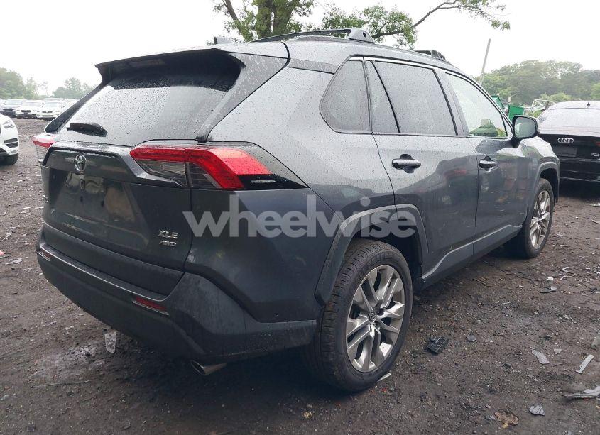 Photo 4 of 2019 Toyota Rav4 XLE PREMIUM (VIN JTMA1RFVXKD515799)