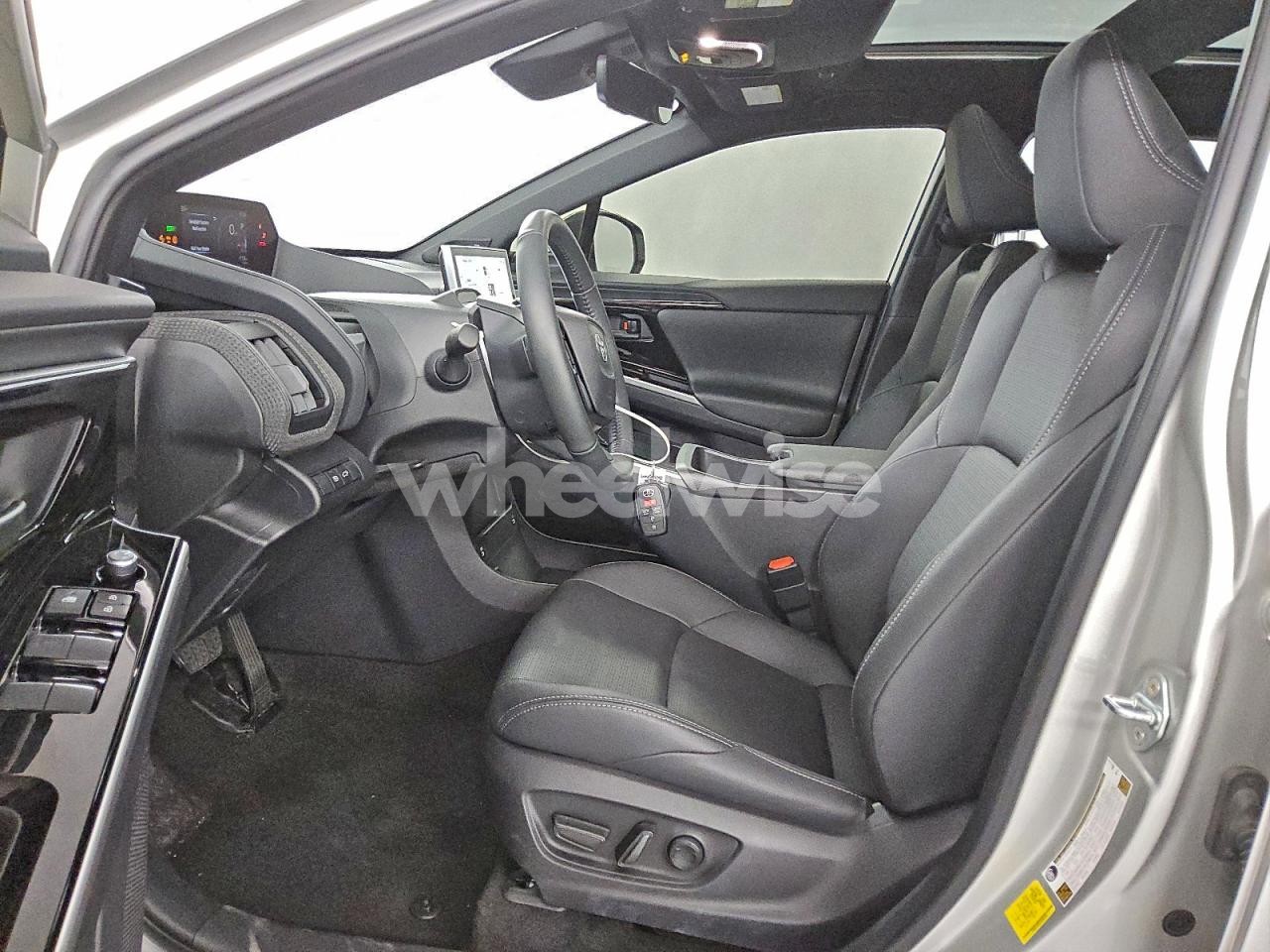 Photo 7 of 2024 TOYOTA BZ4X XLE (VIN JTMAAAAA0RA045736)