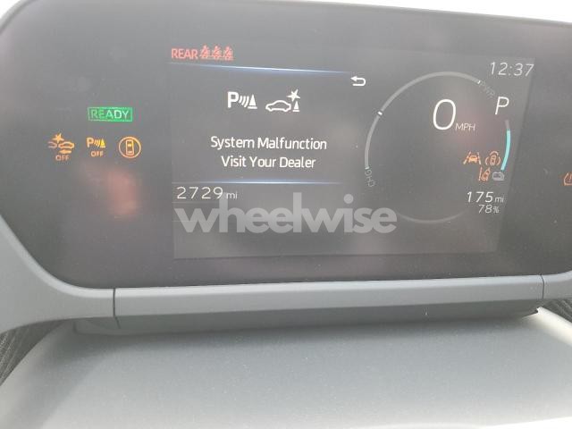 Photo 6 of 2025 TOYOTA BZ4X XLE N/A (VIN JTMAAAAA0SA068407)