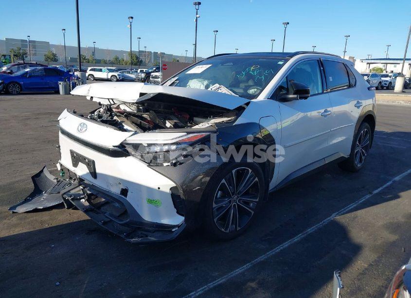 Photo 2 of 2023 Toyota Bz4x LIMITED (VIN JTMAAAAA3PA016065)