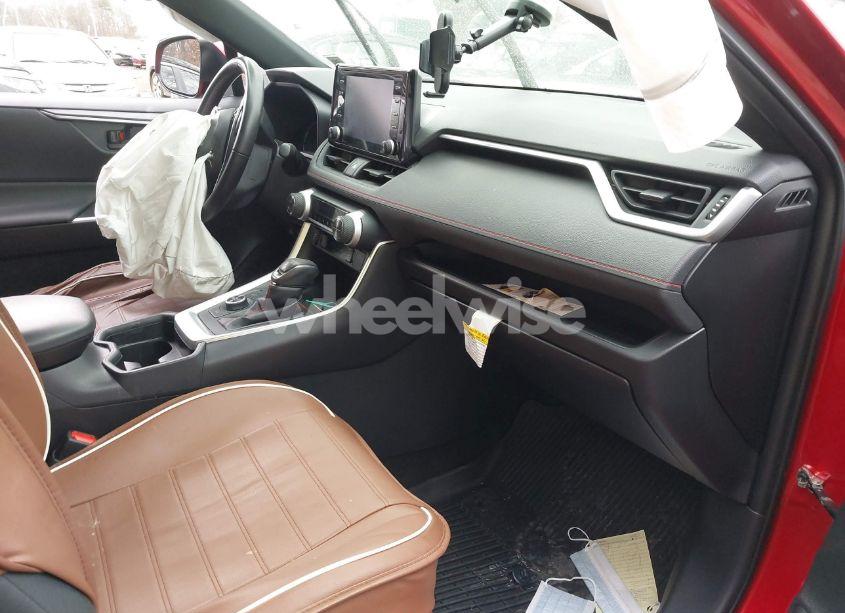 Photo 5 of 2021 Toyota Rav4 PRIME SE (VIN JTMAB3FV2MD050965)