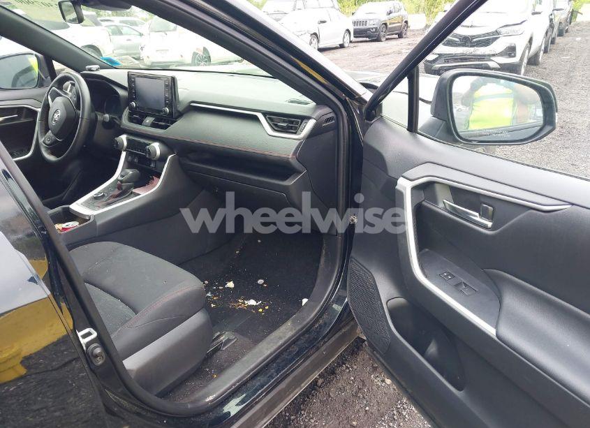 Photo 5 of 2022 Toyota Rav4 PRIME SE (VIN JTMAB3FV7ND090427)