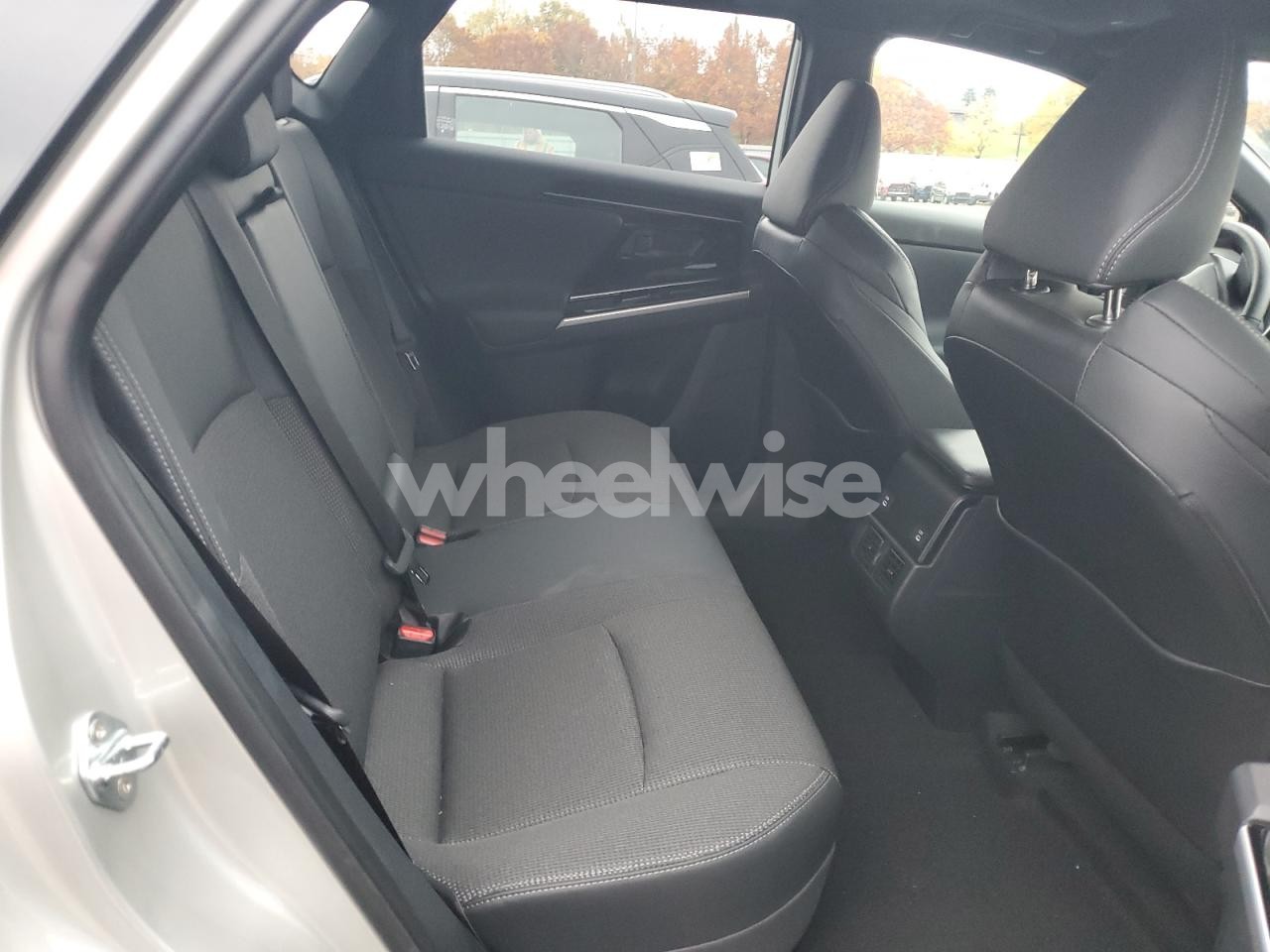 Photo 11 of 2024 TOYOTA BZ4X XLE N/A (VIN JTMABACA7RA073012)