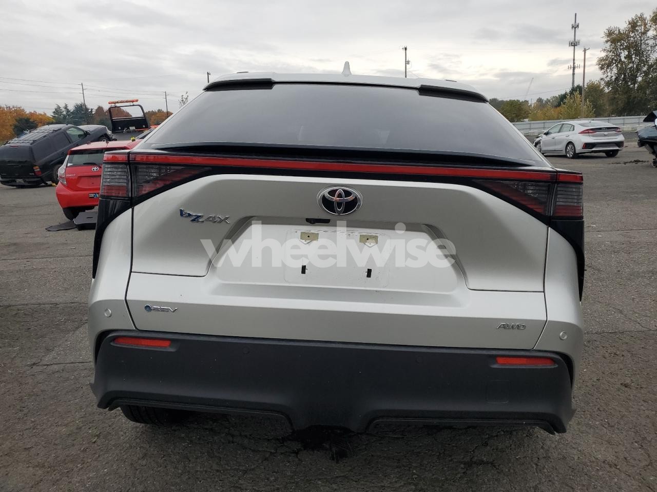 Photo 6 of 2024 TOYOTA BZ4X XLE N/A (VIN JTMABACA7RA073012)