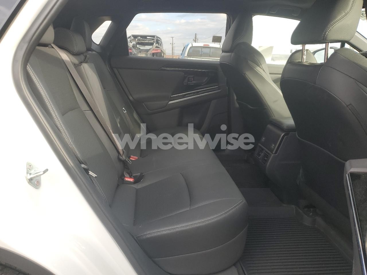 Photo 11 of 2023 TOYOTA BZ4X XLE N/A (VIN JTMABACA8PA030764)