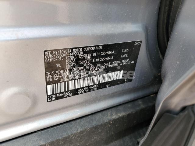 2025 TOYOTA RAV4 XLE PREMIUM (VIN JTMB6RFV2SD164697) main photo