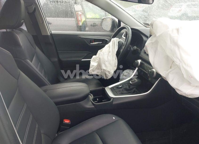 Photo 5 of 2023 Toyota Rav4 HYBRID XLE PREMIUM (VIN JTMB6RFV3PD546700)