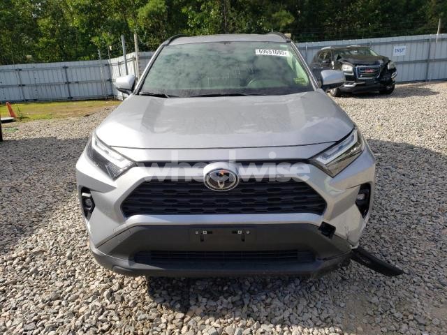 Photo 8 of 2025 TOYOTA RAV4 XLE PREMIUM (VIN JTMB6RFV4SD153135)