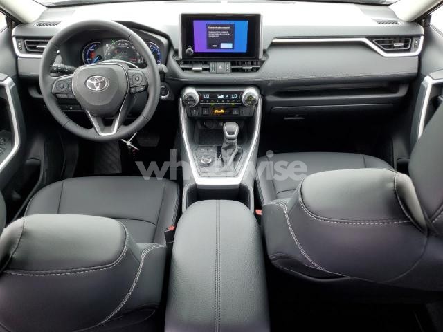 Photo 5 of 2025 TOYOTA RAV4 XLE PREMIUM (VIN JTMB6RFV4SJ074842)