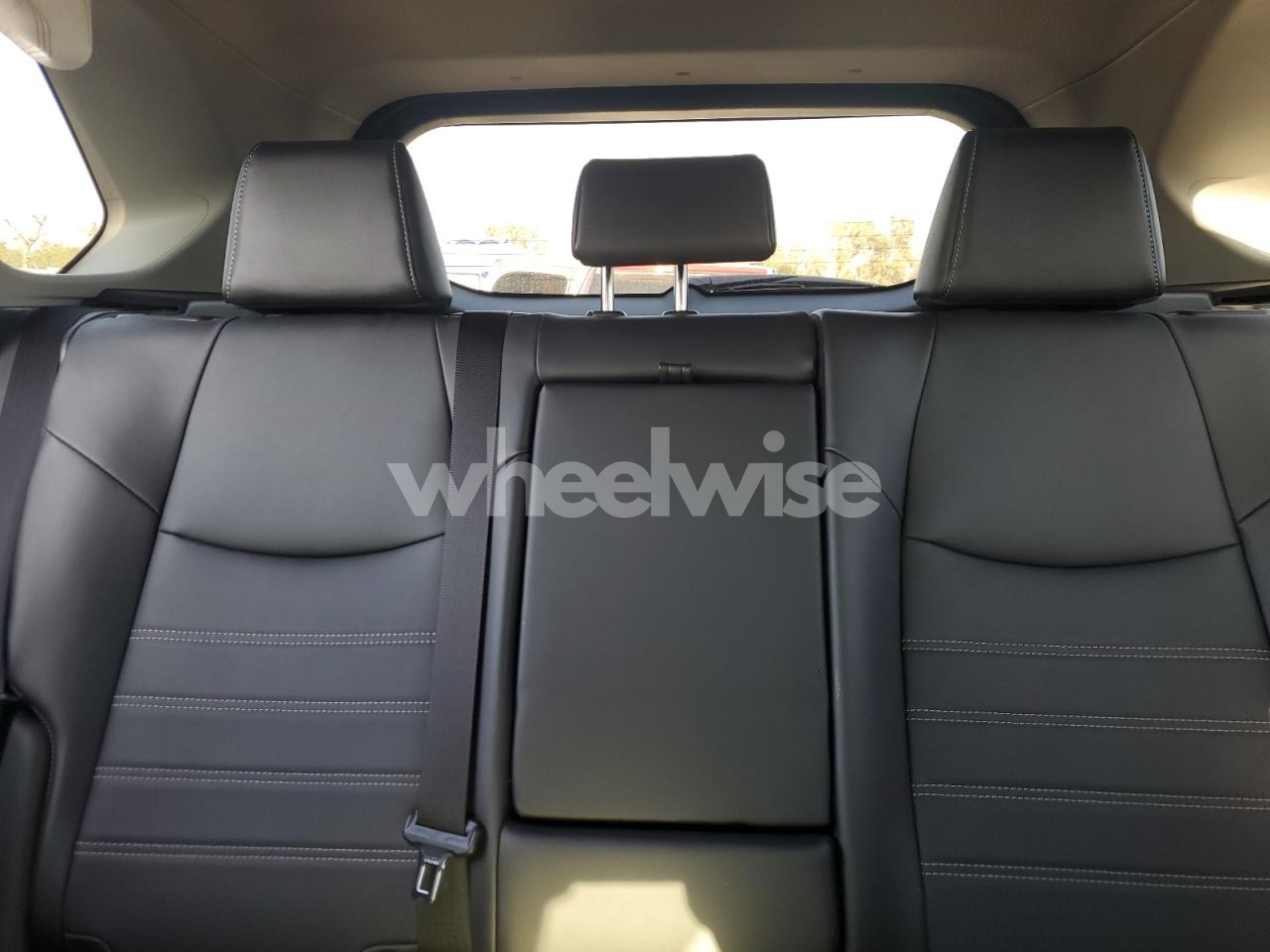 Photo 10 of 2024 TOYOTA RAV4 XLE PREMIUM (VIN JTMB6RFV5RD146883)