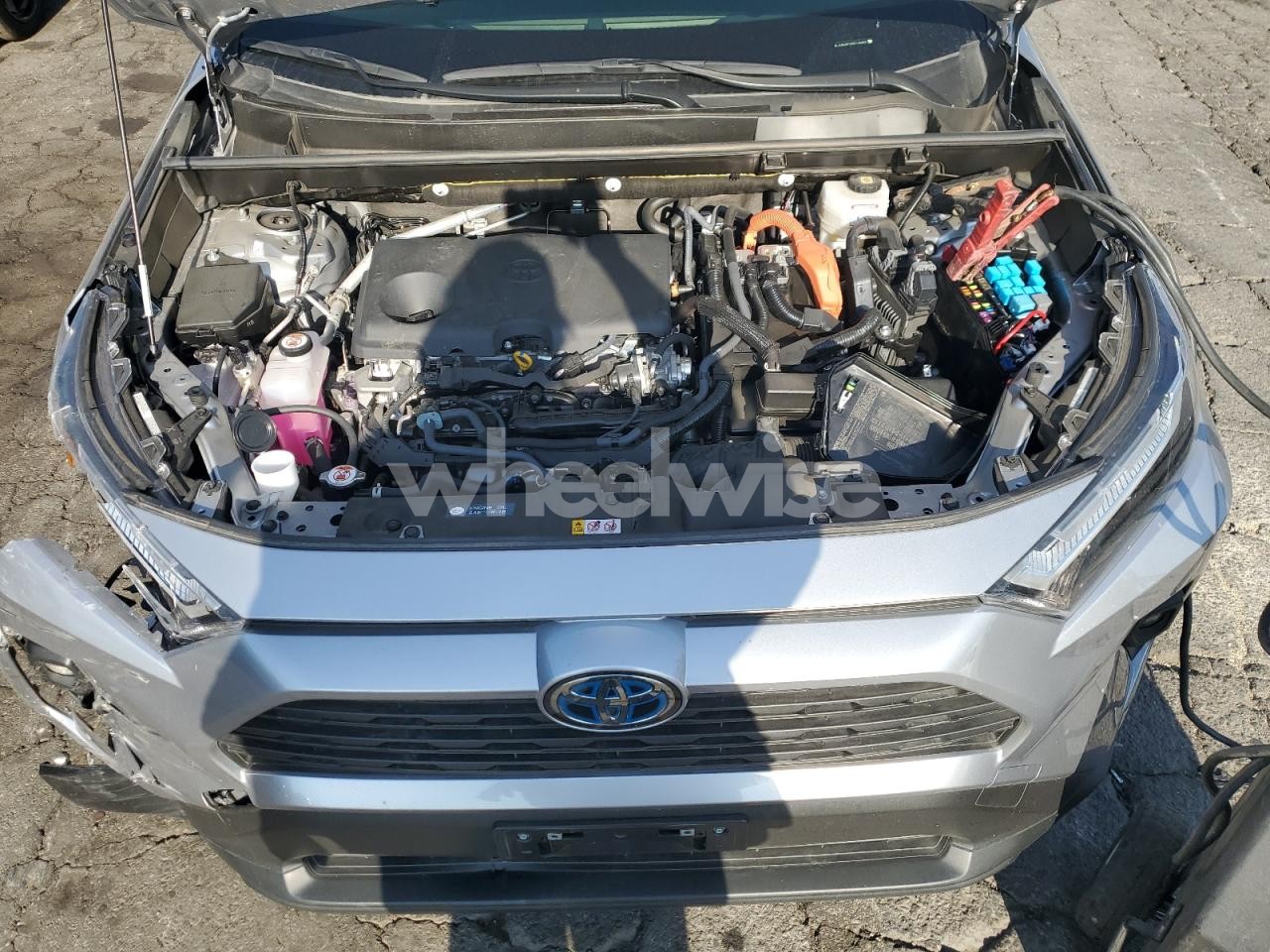 Photo 12 of 2024 TOYOTA RAV4 XLE PREMIUM (VIN JTMB6RFV5RD146883)