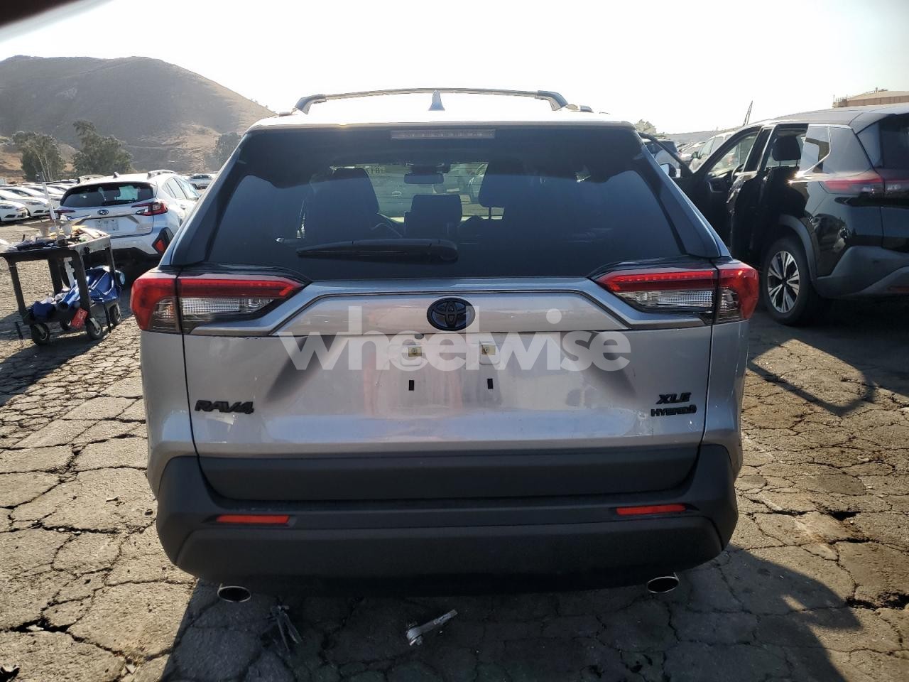 Photo 6 of 2024 TOYOTA RAV4 XLE PREMIUM (VIN JTMB6RFV5RD146883)