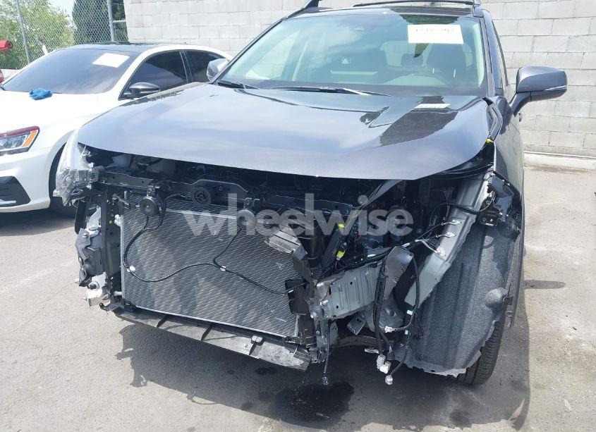 Photo 6 of 2024 Toyota Rav4 HYBRID XLE PREMIUM (VIN JTMB6RFV5RJ059437)