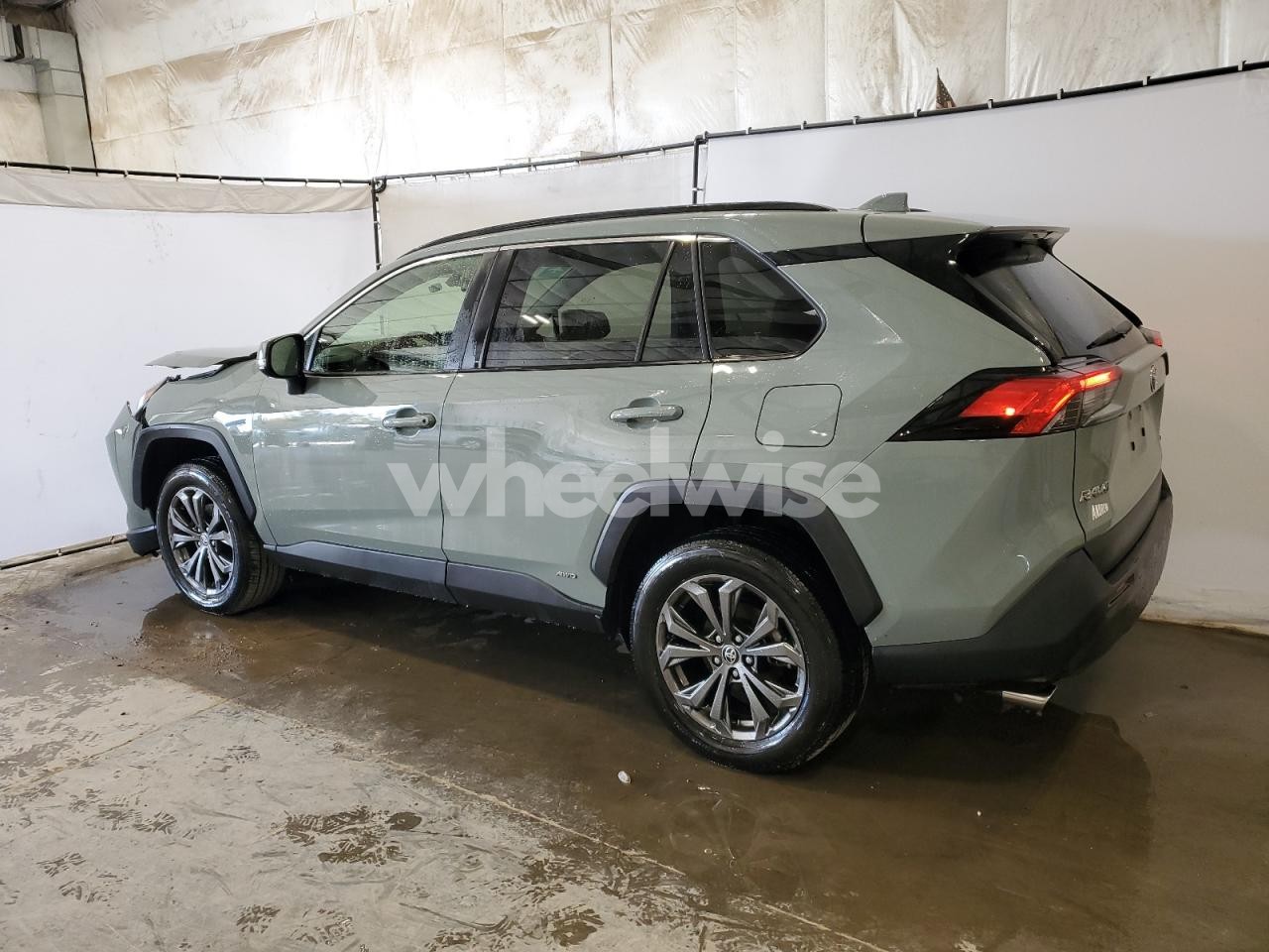 Photo 2 of 2023 TOYOTA RAV4 XLE PREMIUM (VIN JTMB6RFV6PD101397)
