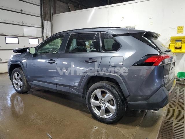 Photo 13 of 2021 TOYOTA RAV4 XLE PREMIUM (VIN JTMB6RFV7MD011624)