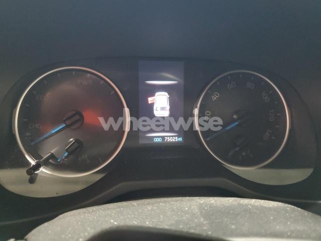 Photo 2 of 2021 TOYOTA RAV4 XLE PREMIUM (VIN JTMB6RFV7MD011624)