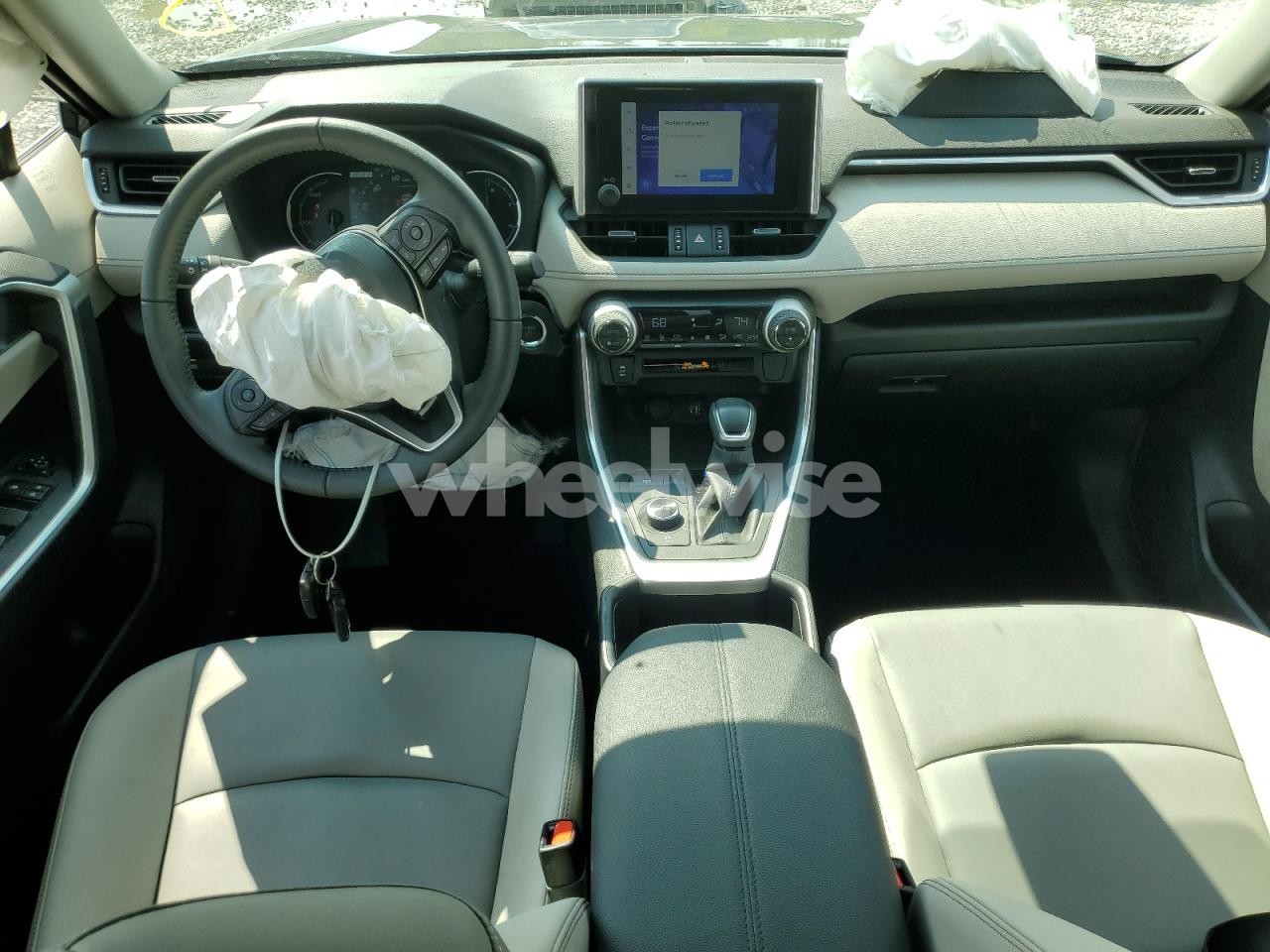 Photo 8 of 2023 TOYOTA RAV4 XLE PREMIUM (VIN JTMB6RFV7PD100937)