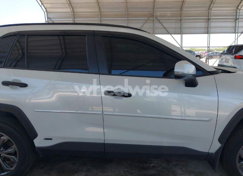 Photo 14 of 2024 Toyota Rav4 HYBRID XLE PREMIUM (VIN JTMB6RFV7RJ061562)