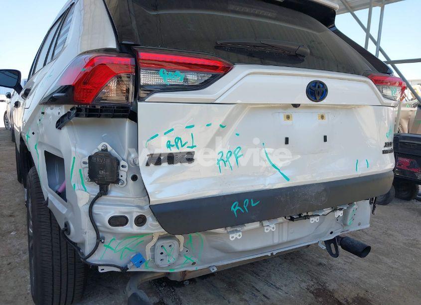 Photo 6 of 2024 Toyota Rav4 HYBRID XLE PREMIUM (VIN JTMB6RFV7RJ061562)