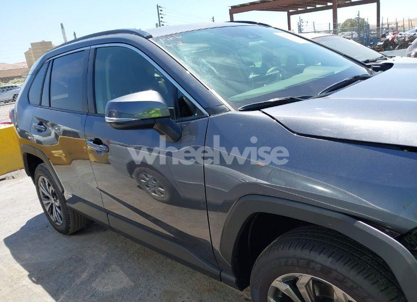 Photo 14 of 2025 Toyota Rav4 HYBRID XLE PREMIUM (VIN JTMB6RFV8SD162341)