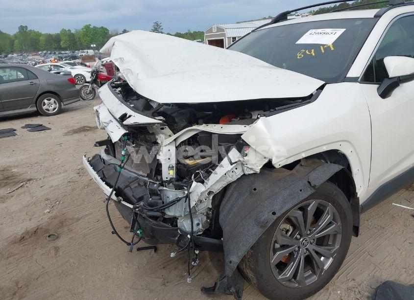 Photo 6 of 2022 Toyota Rav4 HYBRID XLE PREMIUM (VIN JTMB6RFV9ND078419)