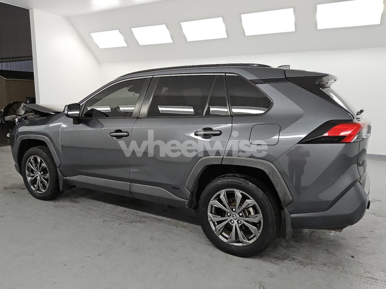 Photo 2 of 2023 TOYOTA RAV4 XLE PREMIUM (VIN JTMB6RFV9PD085163)