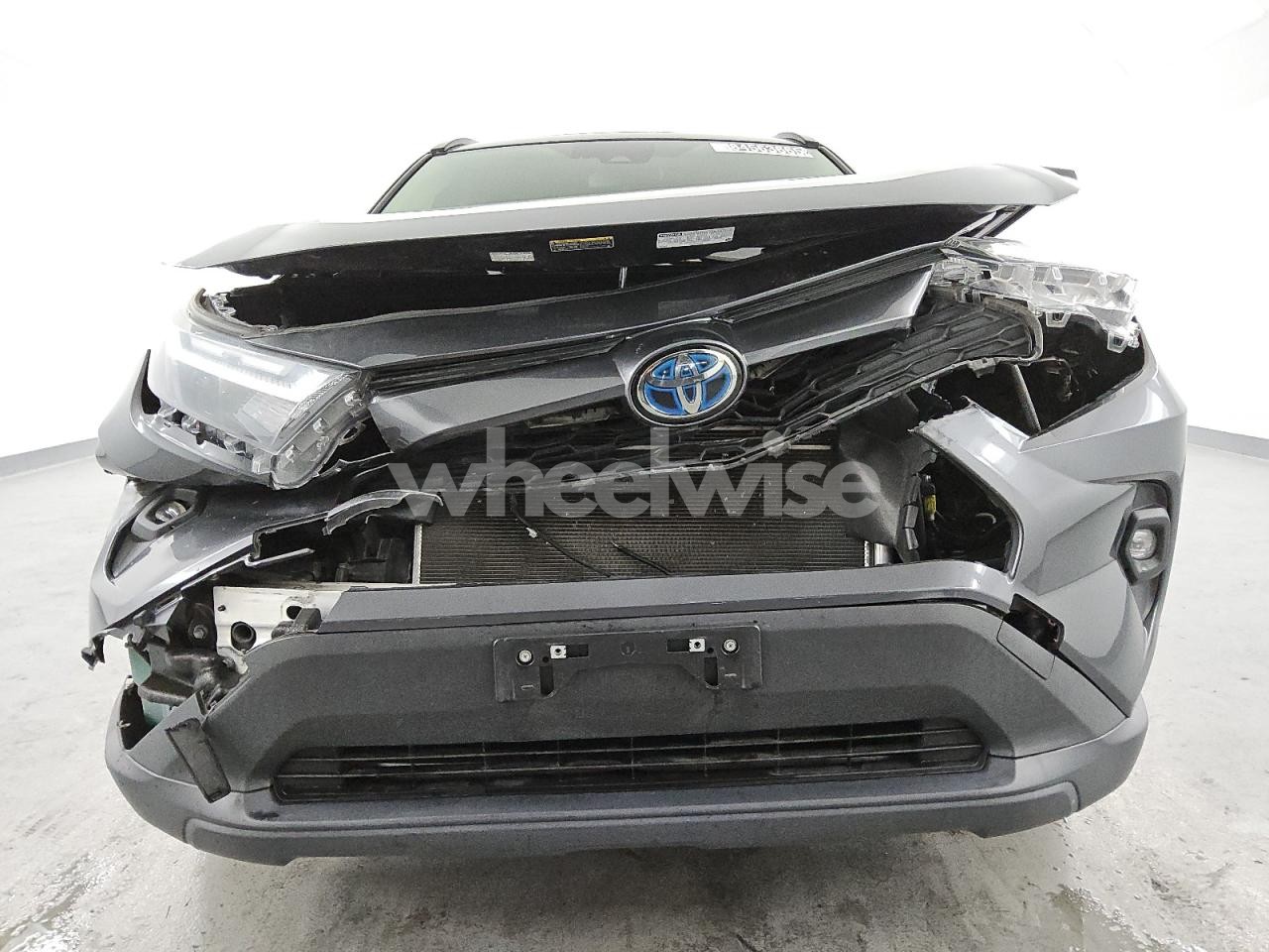 Photo 5 of 2023 TOYOTA RAV4 XLE PREMIUM (VIN JTMB6RFV9PD085163)