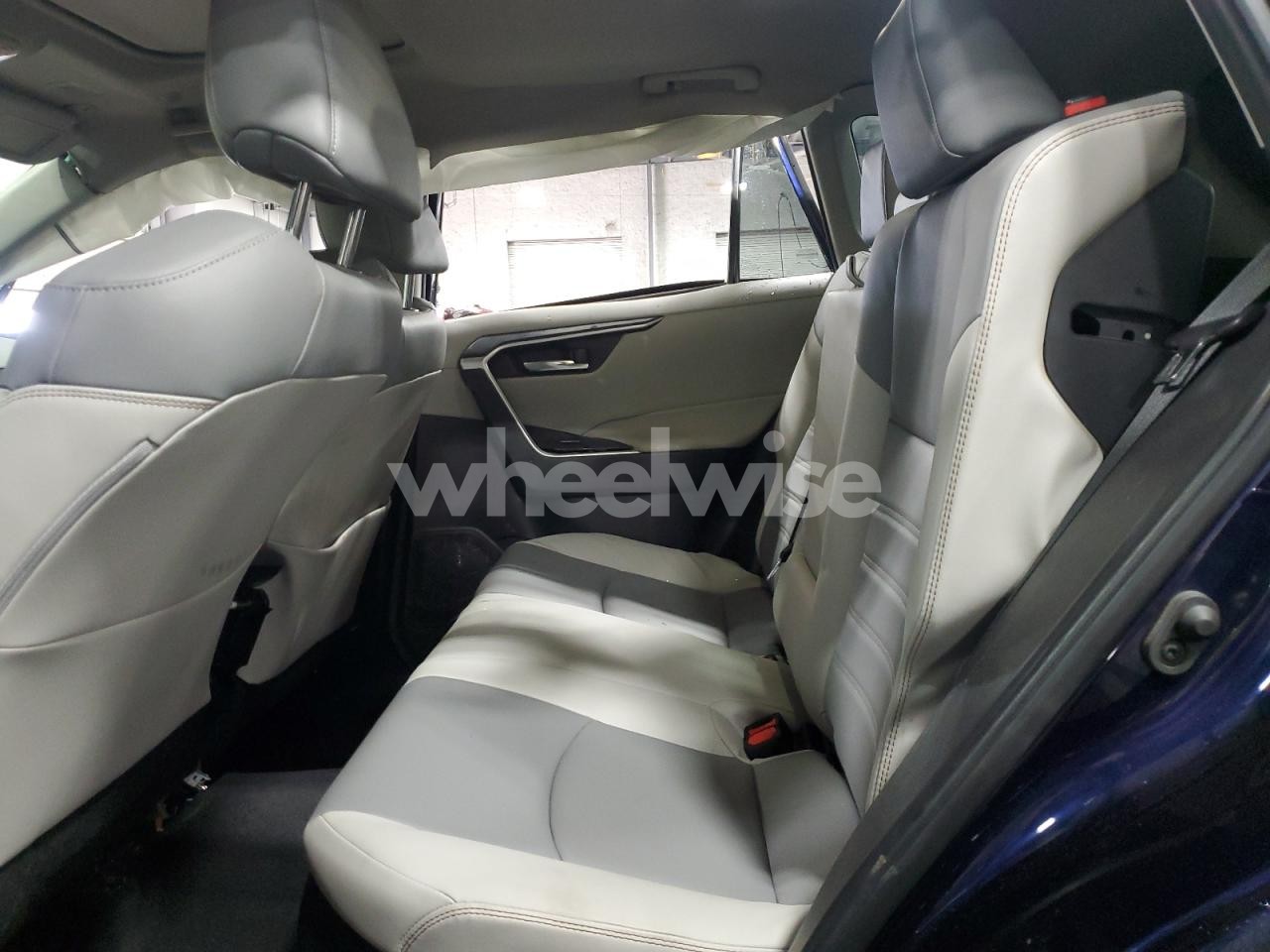 Photo 11 of 2023 TOYOTA RAV4 XLE PREMIUM (VIN JTMB6RFVXPD549075)