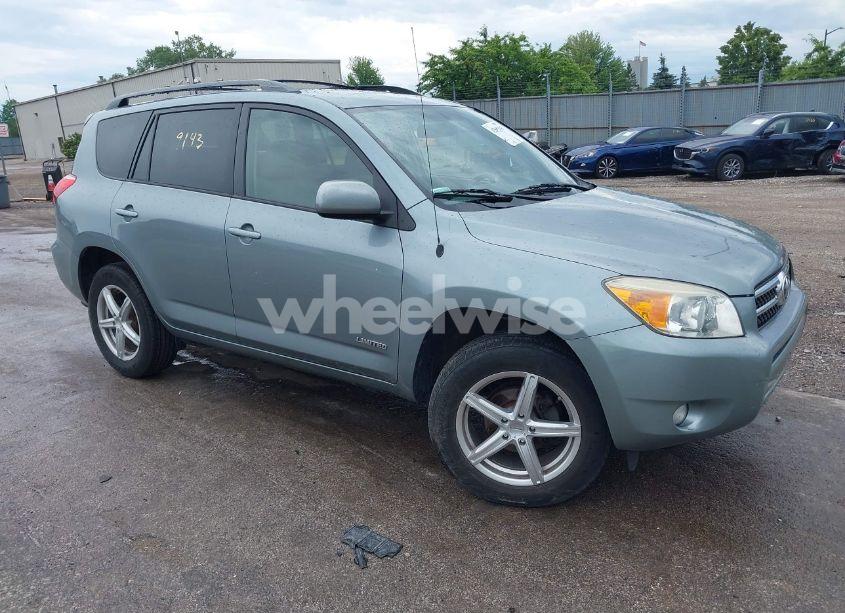 2006 Toyota Rav4 LIMITED (VIN JTMBD31V065022696) main photo