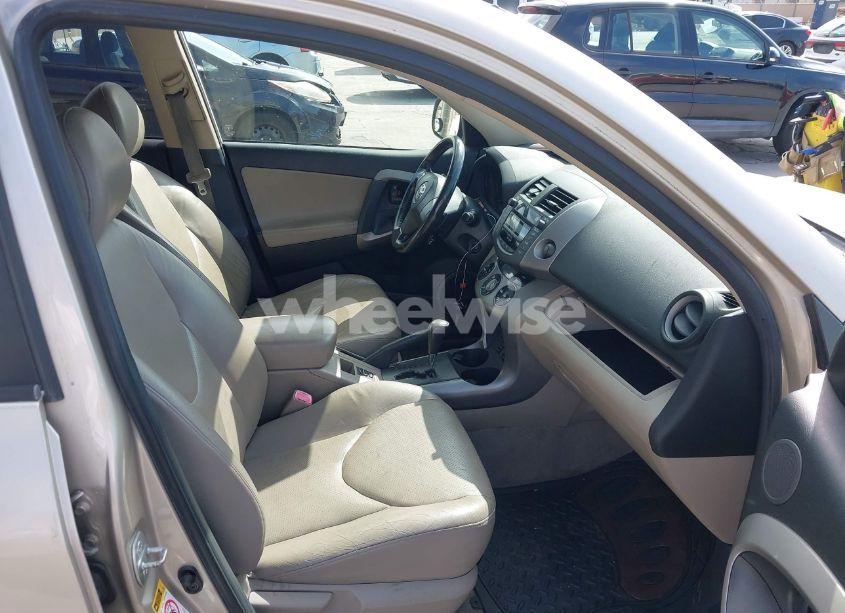 Photo 5 of 2006 Toyota Rav4 LIMITED (VIN JTMBD31V866002240)