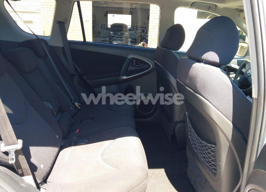 Photo 8 of 2006 Toyota Rav4 SPORT (VIN JTMBD32VX65036359)